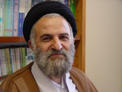 انتقاد صریح عضو جامعه مدرسین به پول گرفتن یک روحانی در ازای دعا کردن