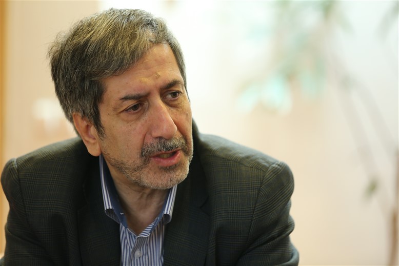 ظریفیان: رئیسی از تجربه دولت احمدی‌نژاد استفاده کند