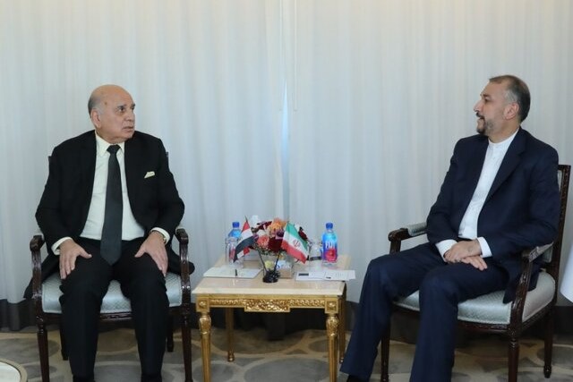 رایزنی وزیران خارجه ایران و عراق درباره تقویت روابط دوجانبه