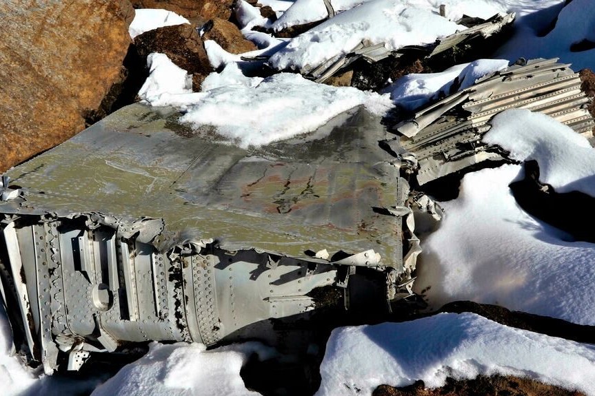 کشف لاشه یک هواپیما بعد از ۷۷ سال در کوه های هیمالیا 