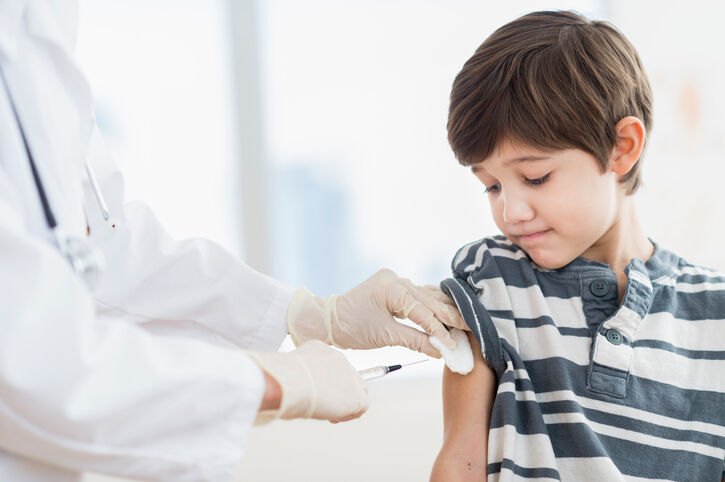 واکسیناسیون کودکان ۵ تا ۱۱ سال در اروپا کلید خورد