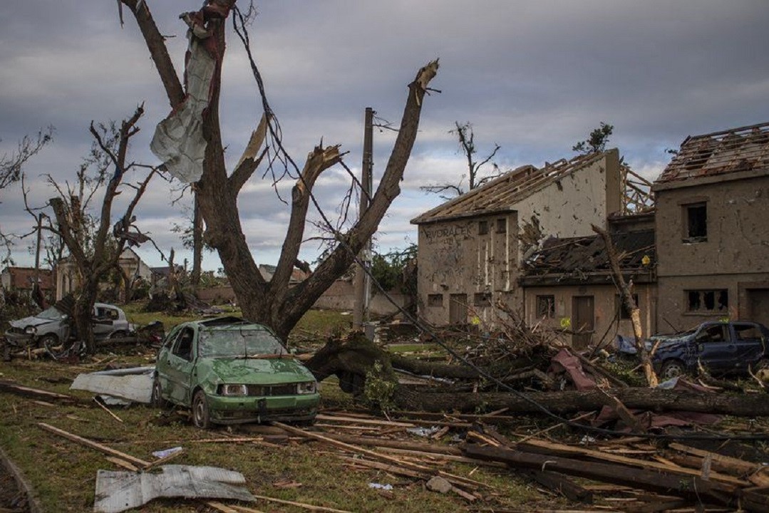 ۲۴ کشته و ۳۱ مفقود بر اثر وقوع طوفان در اندونزی