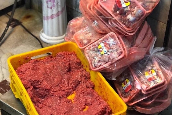 کشف گوشت‌ چرخ‌کرده تقلبی در تهران